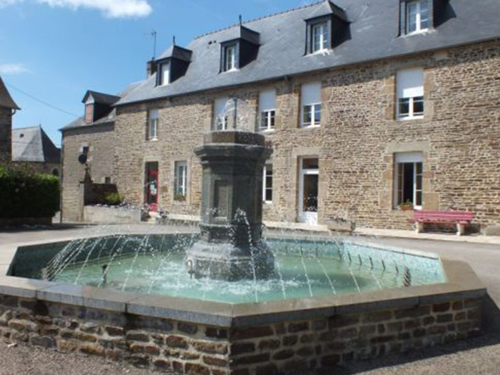 Mairie de Fougerolles-du-Plessis (53190)