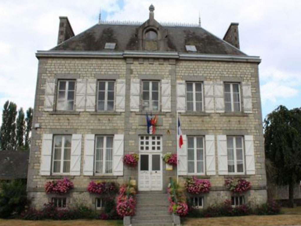 Mairie de Rives d'Andaine (61140)