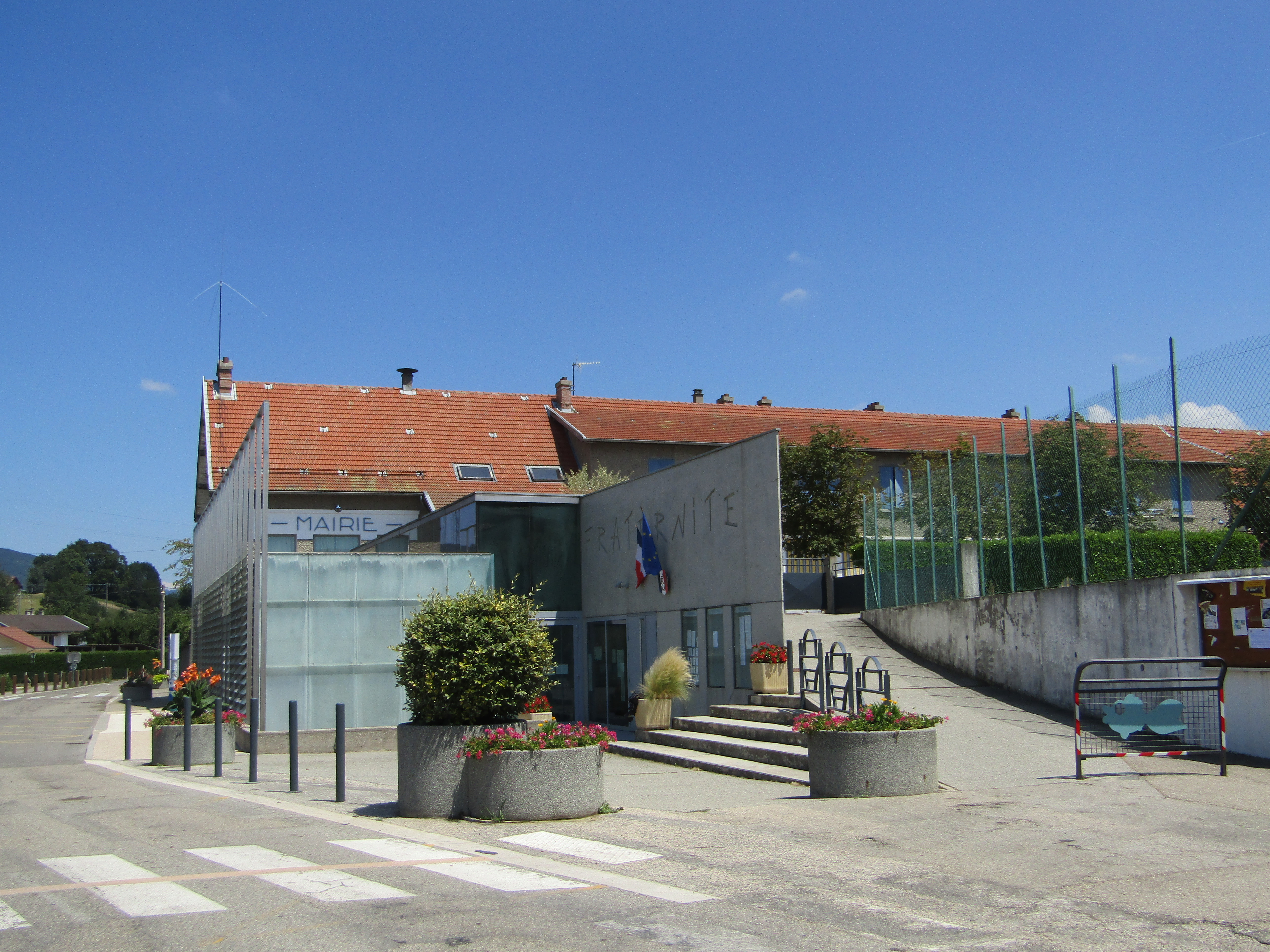 Mairie de Charnècles (38140)