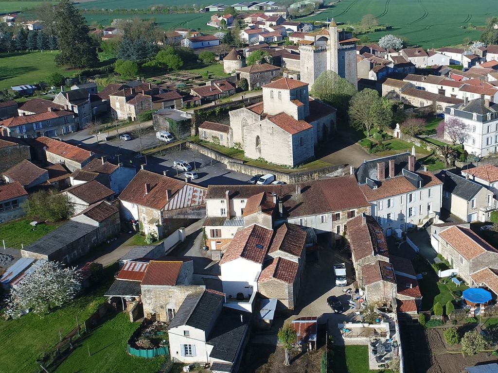 Mairie de Bazoges-en-Pareds (85390)